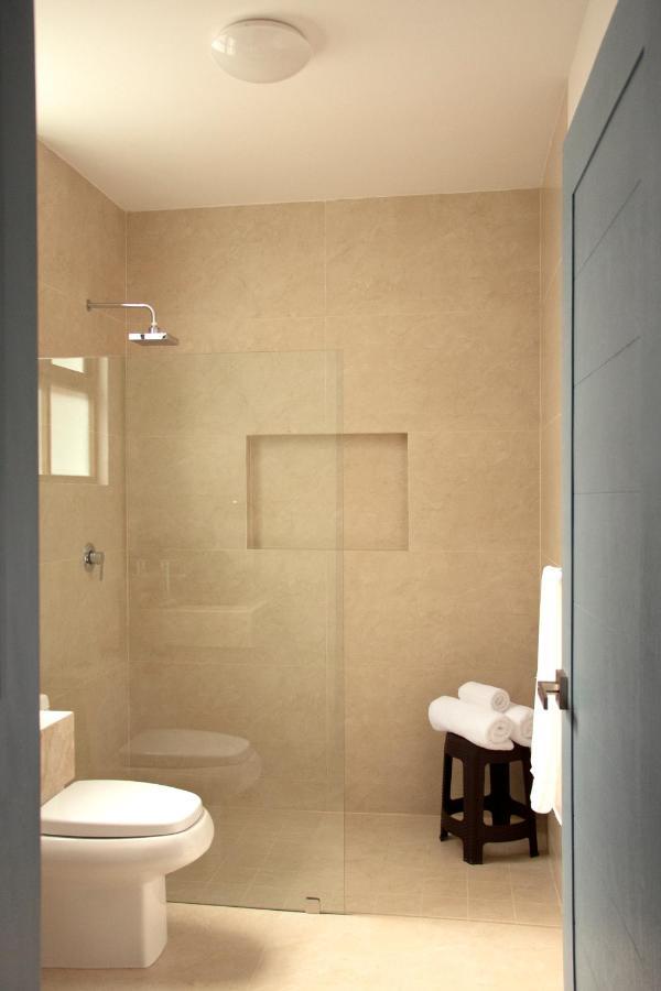 Viamonte House Boutique Hotel Leon Exterior photo