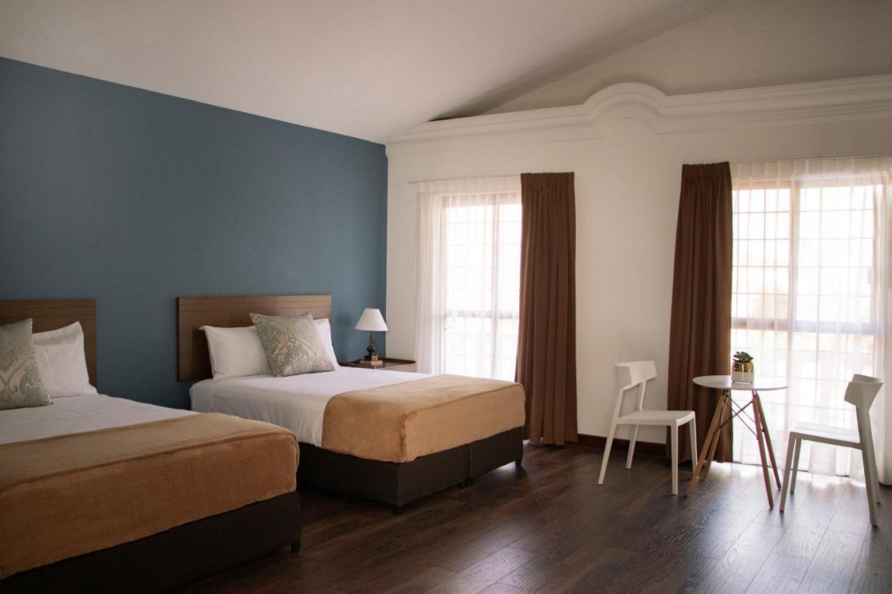 Viamonte House Boutique Hotel Leon Exterior photo